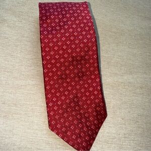 Brooks Brothers Red Silk Geometric Tie Makers and Merchants